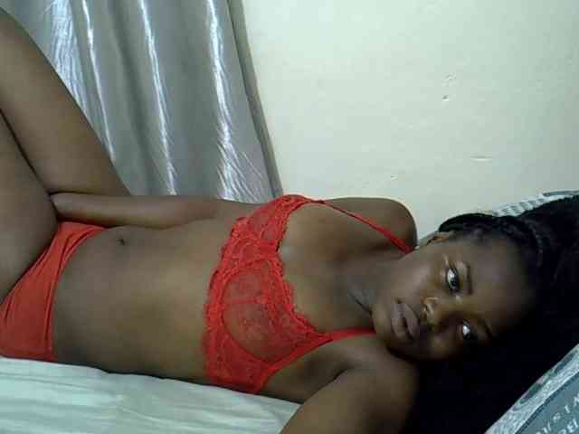 curvy-corazon webcam