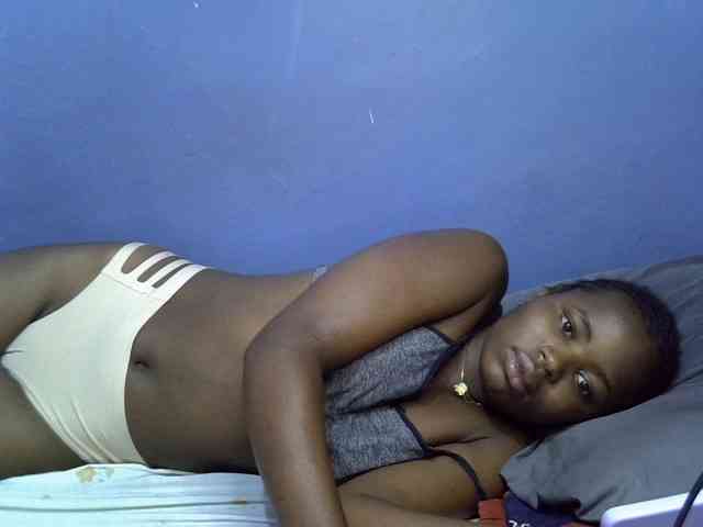 curvy-corazon webcam