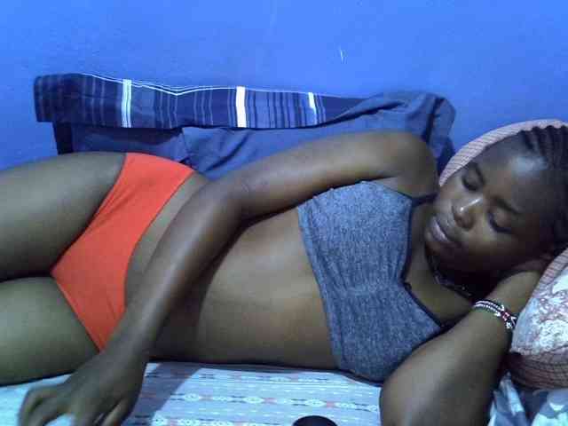 curvy-corazon webcam