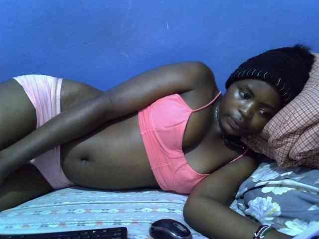 curvy-corazon webcam
