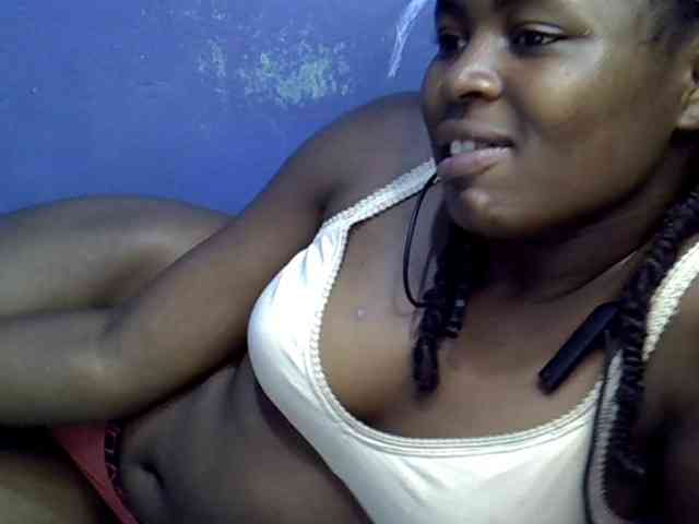 curvy-corazon webcam