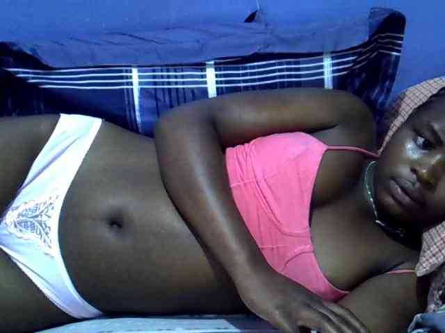 curvy-corazon webcam