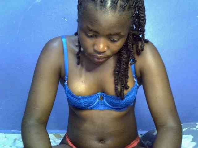 curvy-corazon webcam