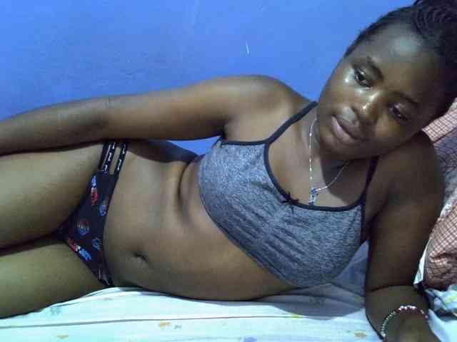 curvy-corazon webcam