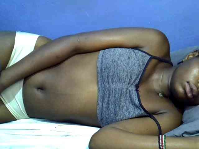 curvy-corazon webcam