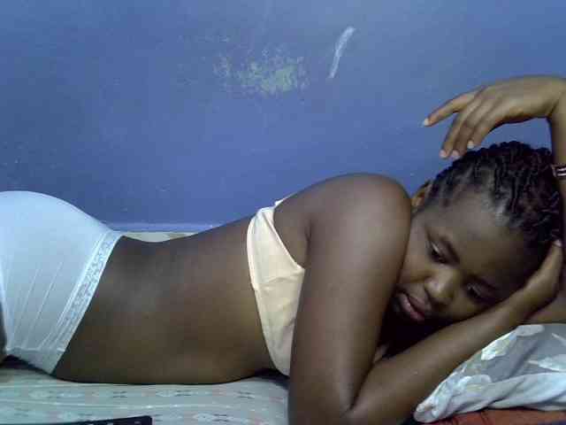 curvy-corazon webcam