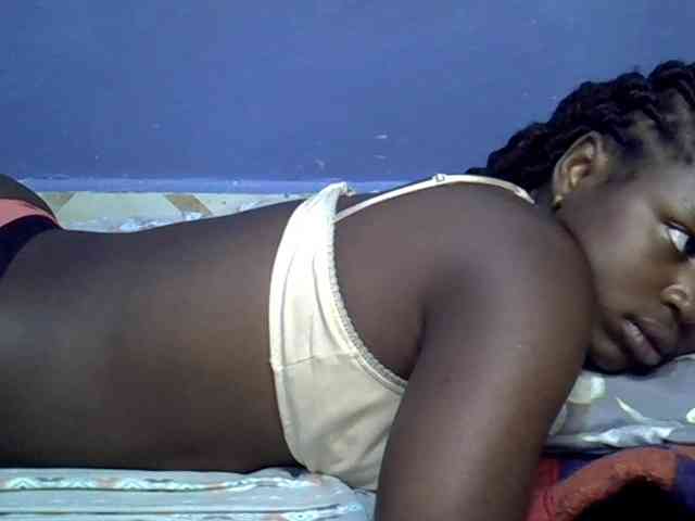 curvy-corazon webcam