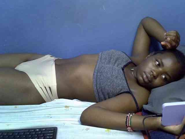 curvy-corazon webcam