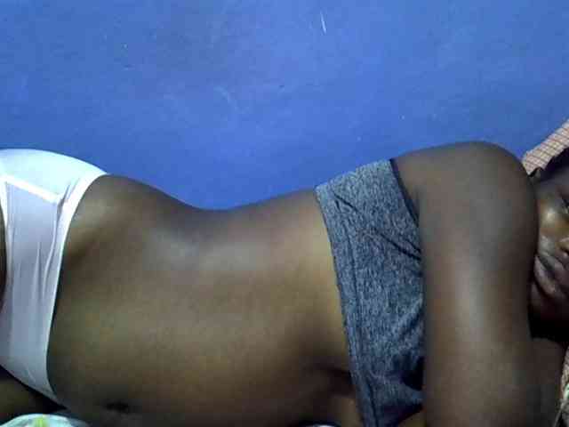 curvy-corazon webcam