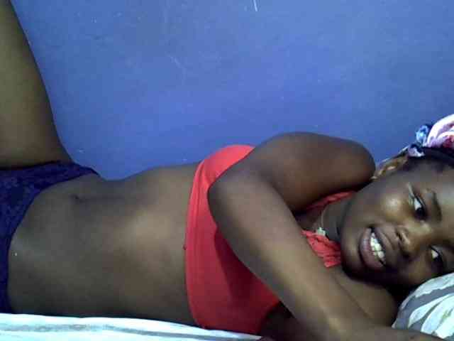 curvy-corazon webcam