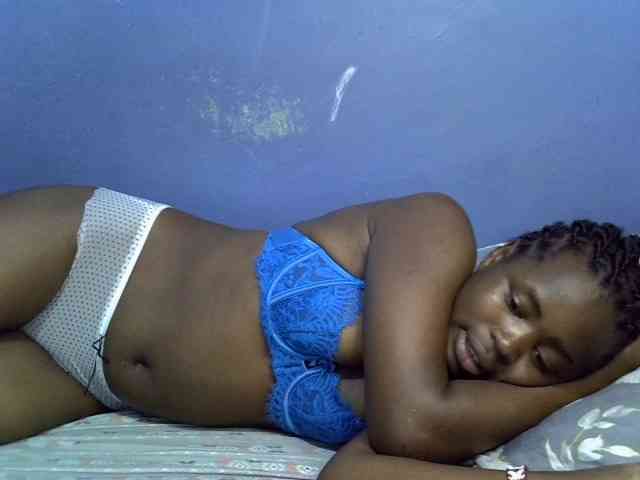 curvy-corazon webcam