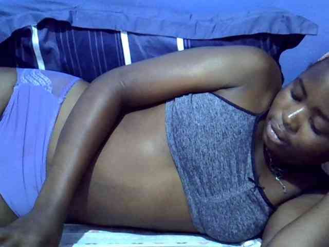 curvy-corazon webcam