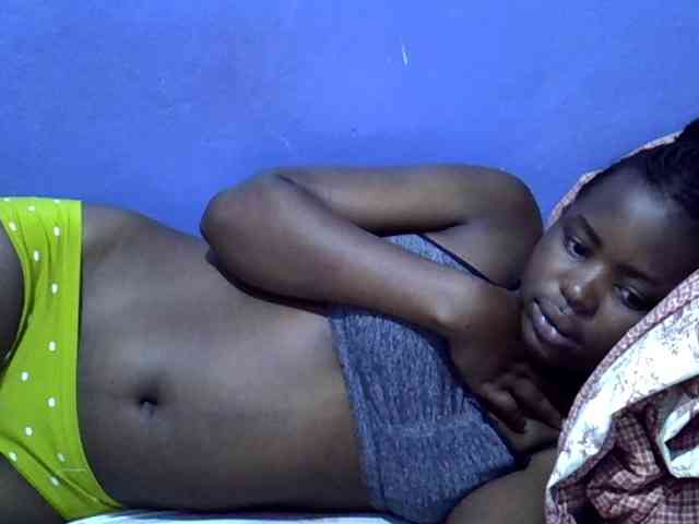 curvy-corazon webcam