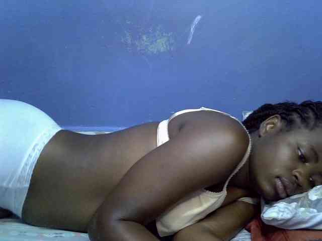 curvy-corazon webcam