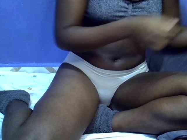 curvy-corazon webcam