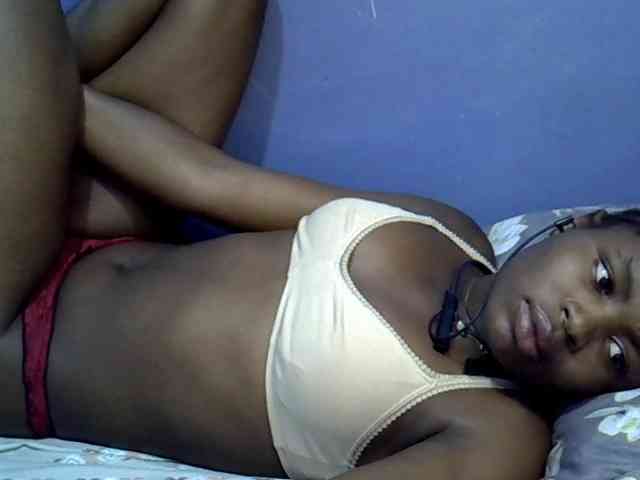 curvy-corazon webcam