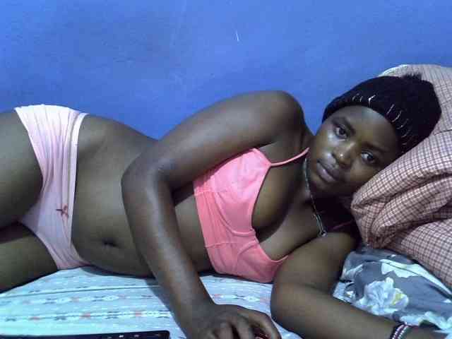 curvy-corazon webcam