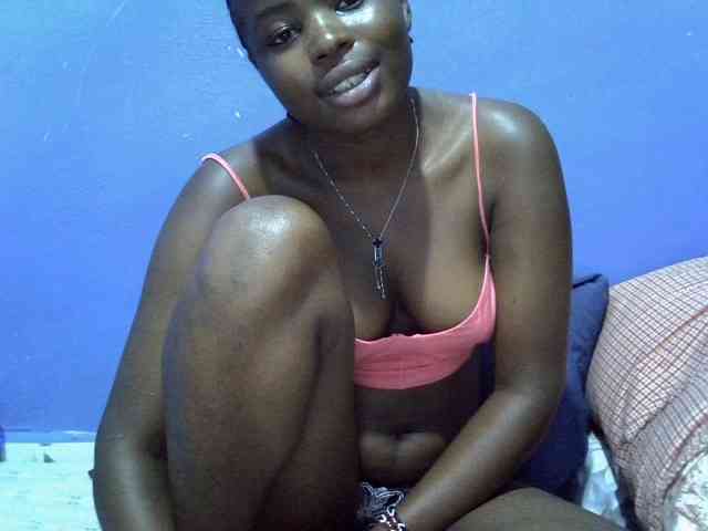 curvy-corazon webcam
