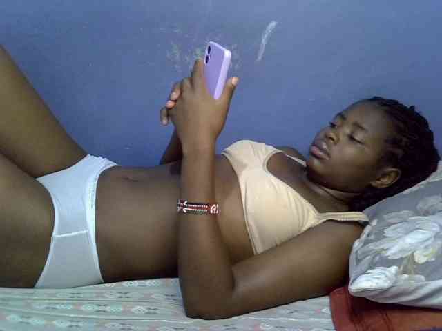 curvy-corazon webcam