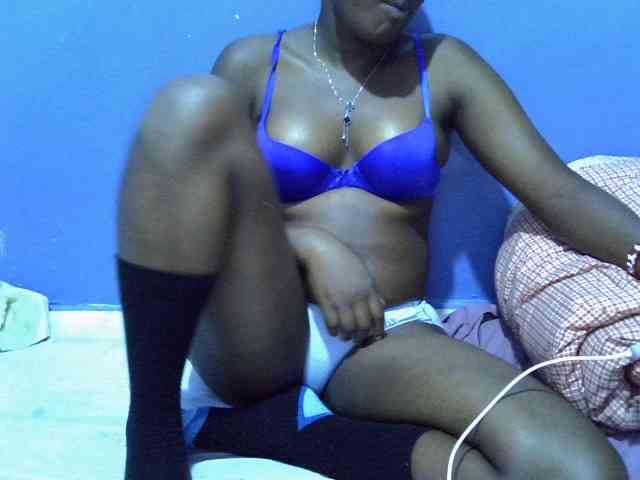 curvy-corazon webcam