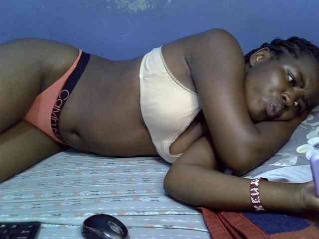 curvy-corazon webcam