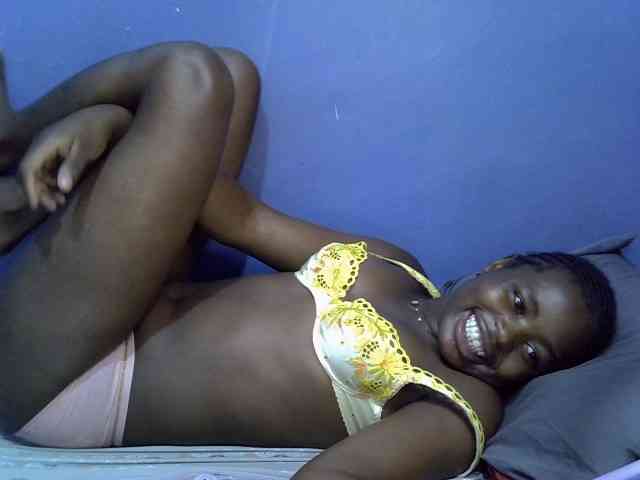 curvy-corazon webcam
