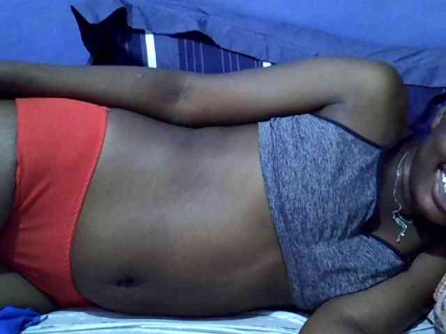 curvy-corazon webcam