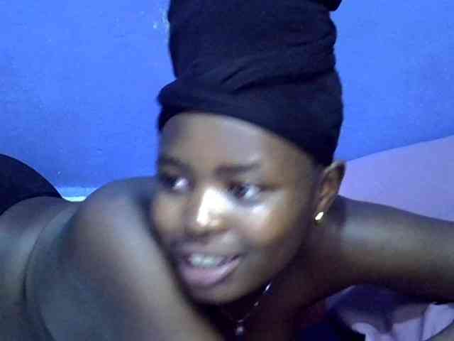 curvy-corazon webcam