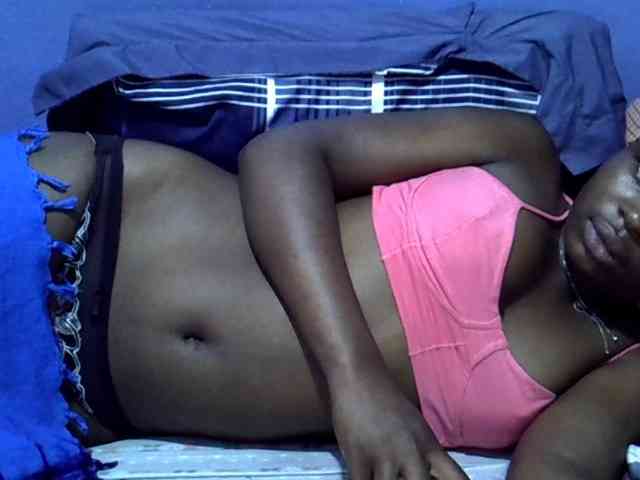 curvy-corazon webcam