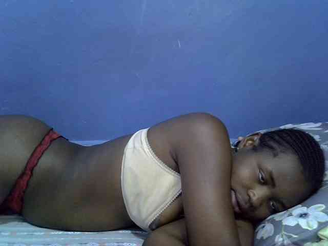 curvy-corazon webcam