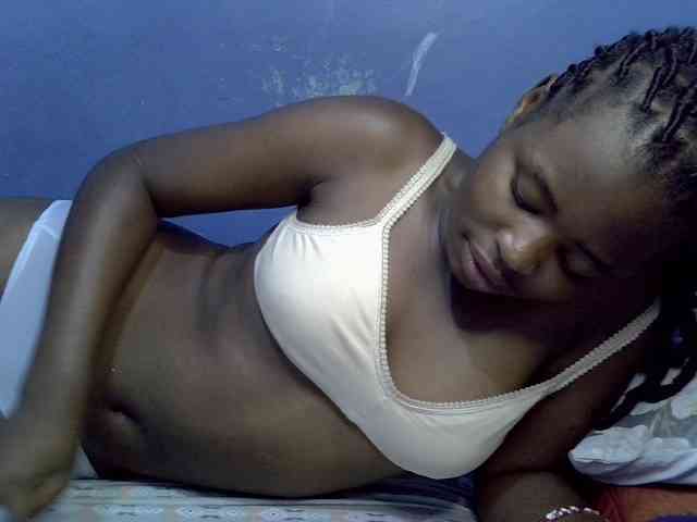 curvy-corazon webcam