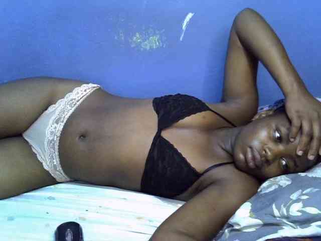 curvy-corazon webcam