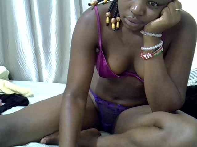 curvy-corazon webcam