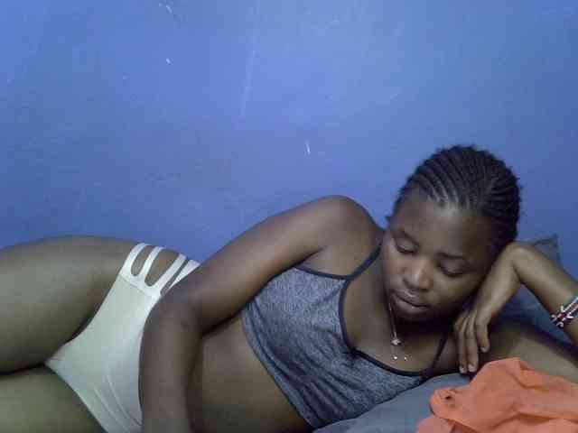 curvy-corazon webcam