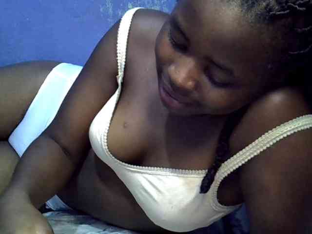 curvy-corazon webcam