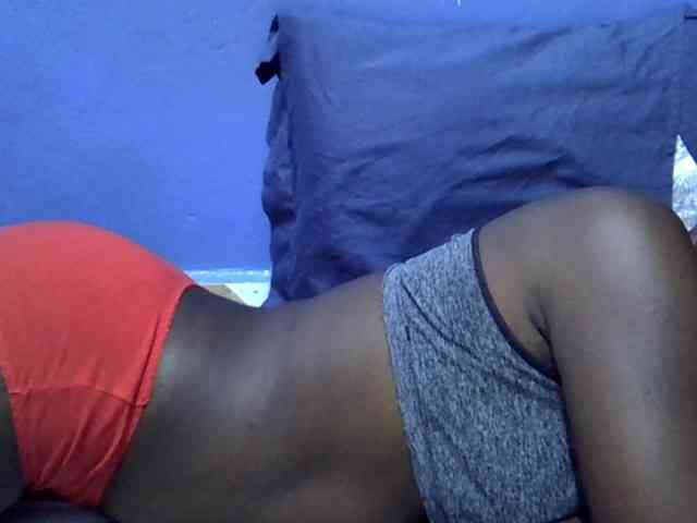 curvy-corazon webcam
