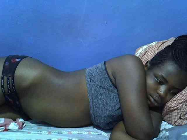 curvy-corazon webcam