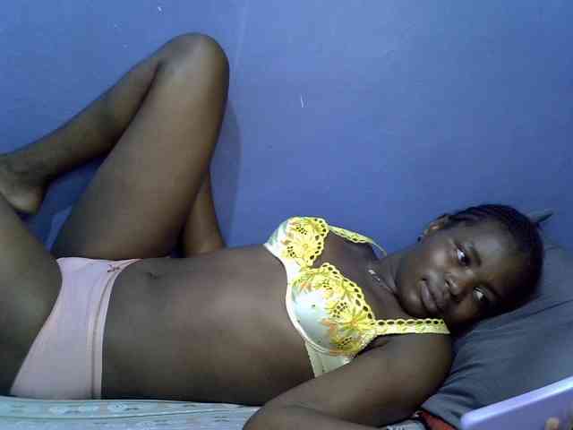 curvy-corazon webcam