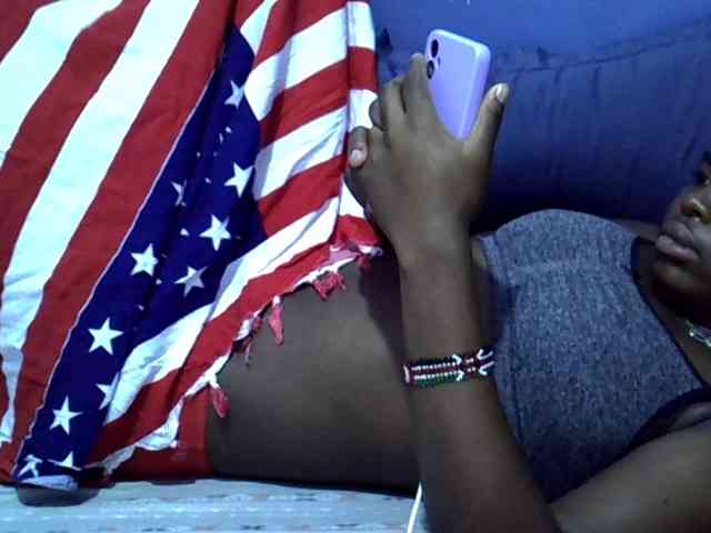 curvy-corazon webcam