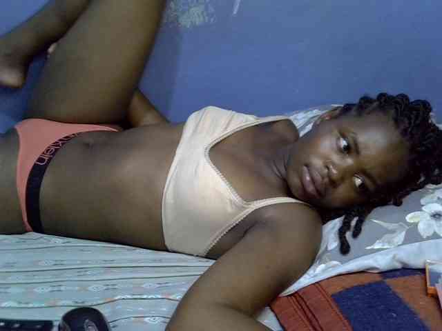 curvy-corazon webcam