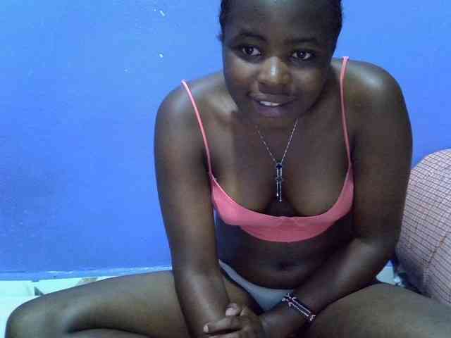 curvy-corazon webcam