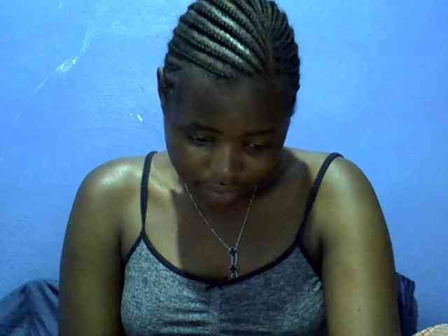 curvy-corazon webcam