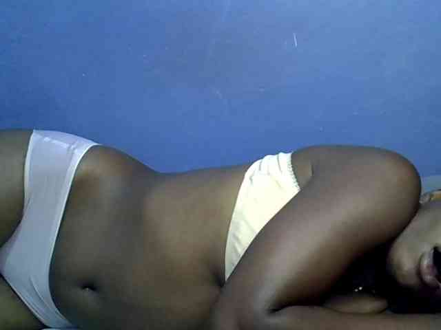 curvy-corazon