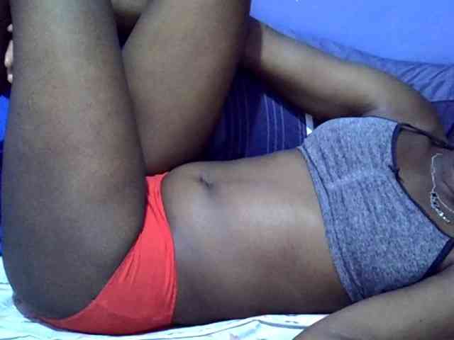 curvy-corazon webcam