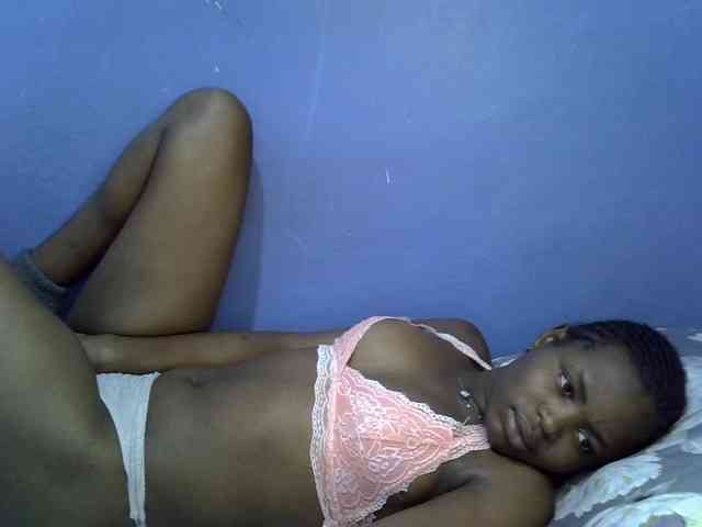 curvy-corazon webcam