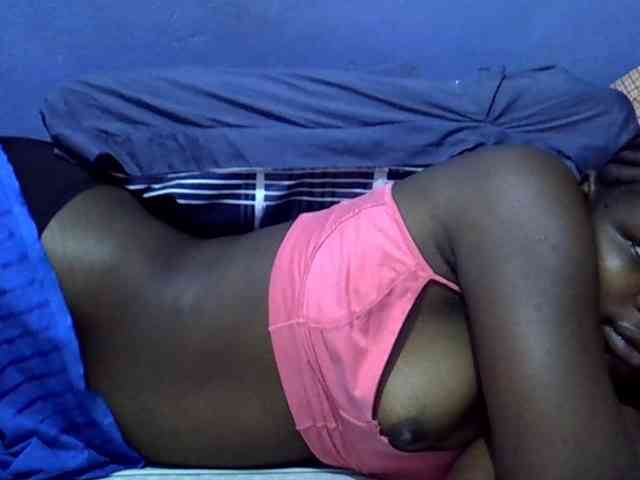 curvy-corazon webcam