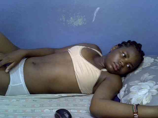 curvy-corazon webcam