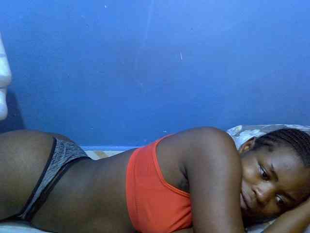 curvy-corazon webcam