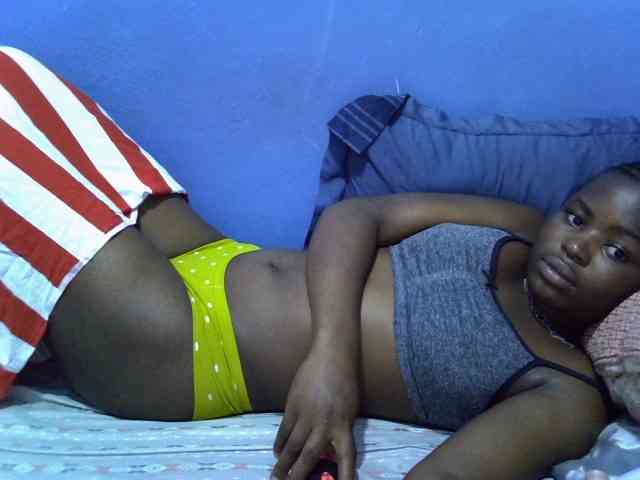curvy-corazon webcam