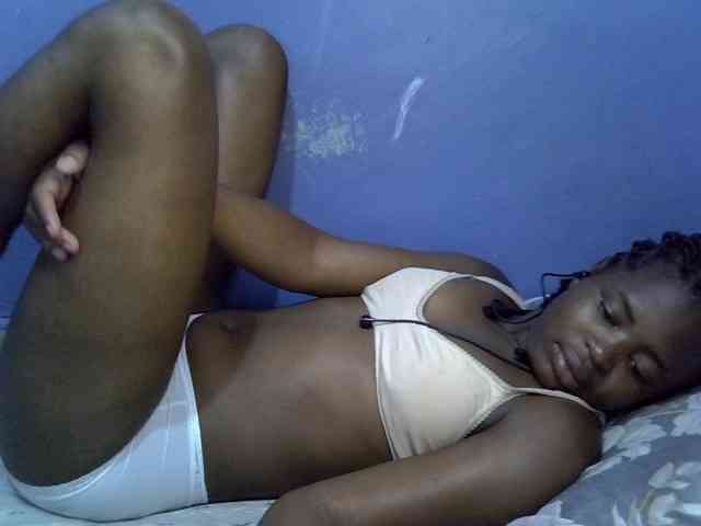 curvy-corazon webcam